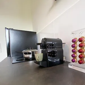 Apartment Schoene Mit Rheinblick/duesseldorf/neuss/messe 